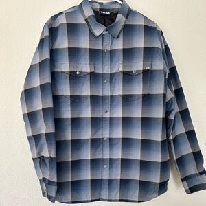 Vans Men’s medium Blue Gradient Plaid Quilt-Lined Shirt Jacket